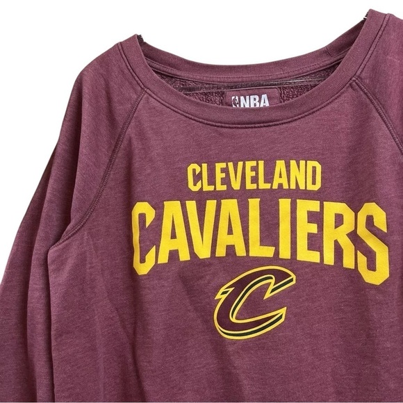 Cleveland Cavaliers NBA Basketball Sweatshirt Sweater Burgundy Maroon Size Small - Picture 3 of 5